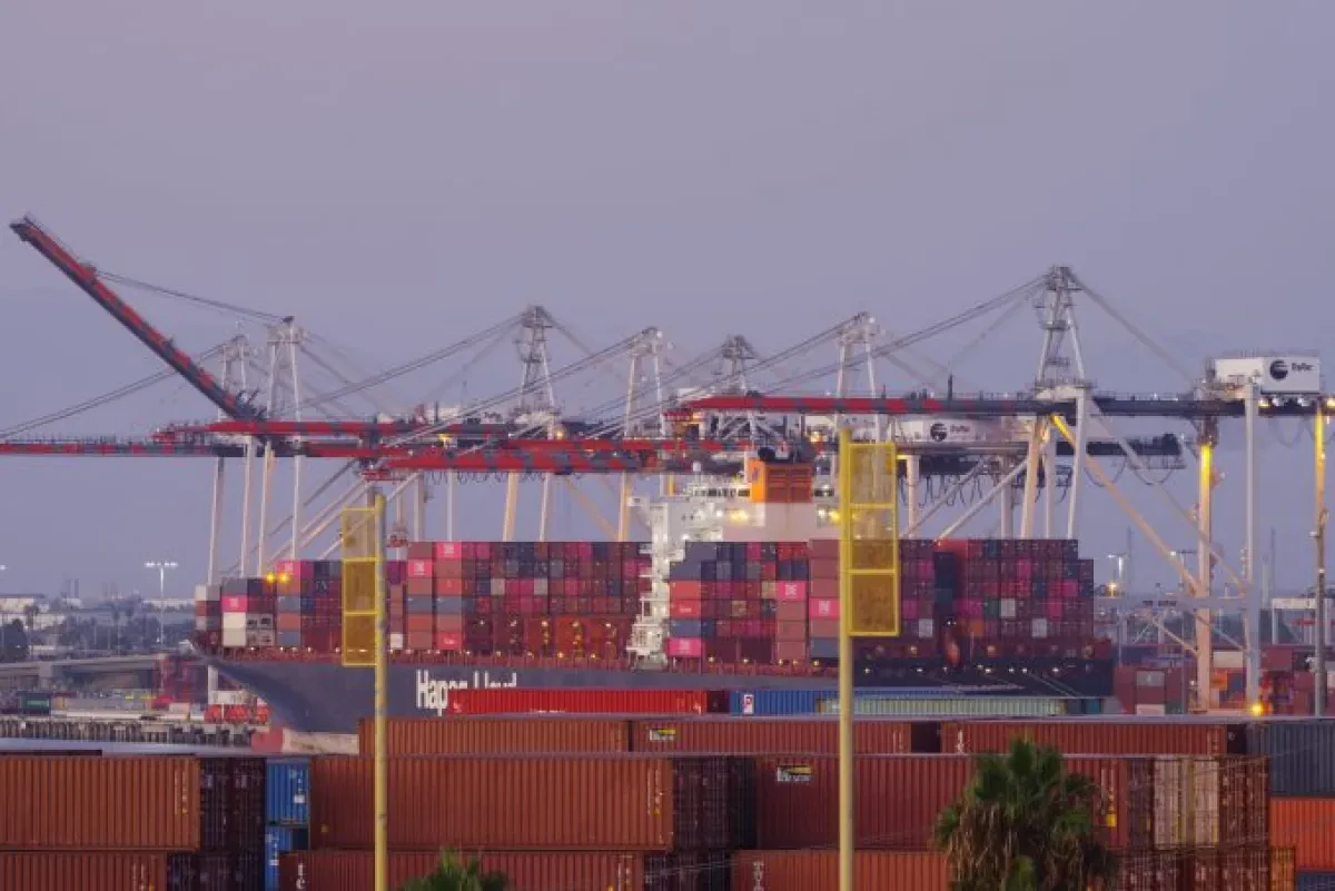 ‘Bullwhip’ ready to crack, as spot rates get a boost and Shanghai reopens