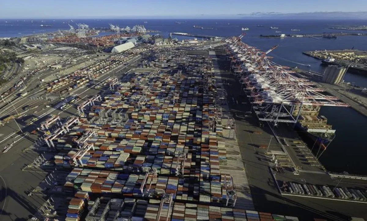FMC chairman says lines should compensate shippers, truckers forced to store containers because of port congestion