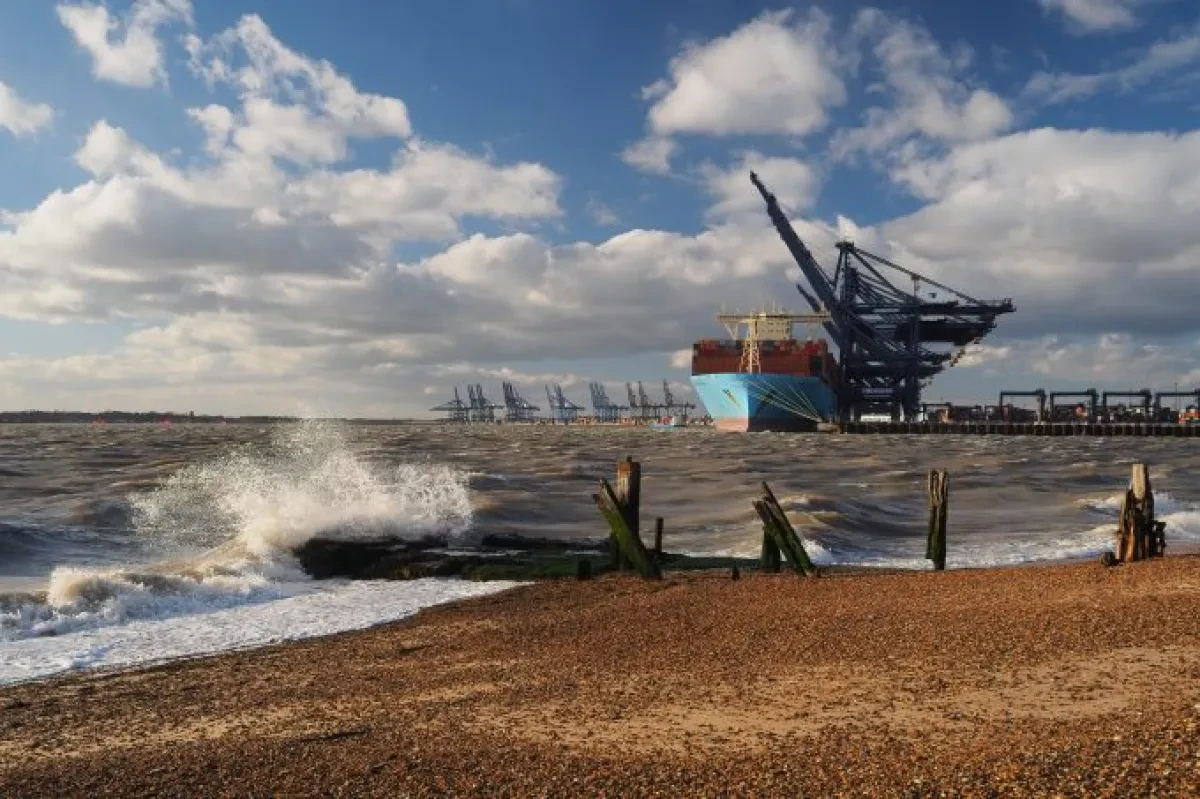 Dock strike at Felixstowe 'inevitable', after last-ditch pay talks break down