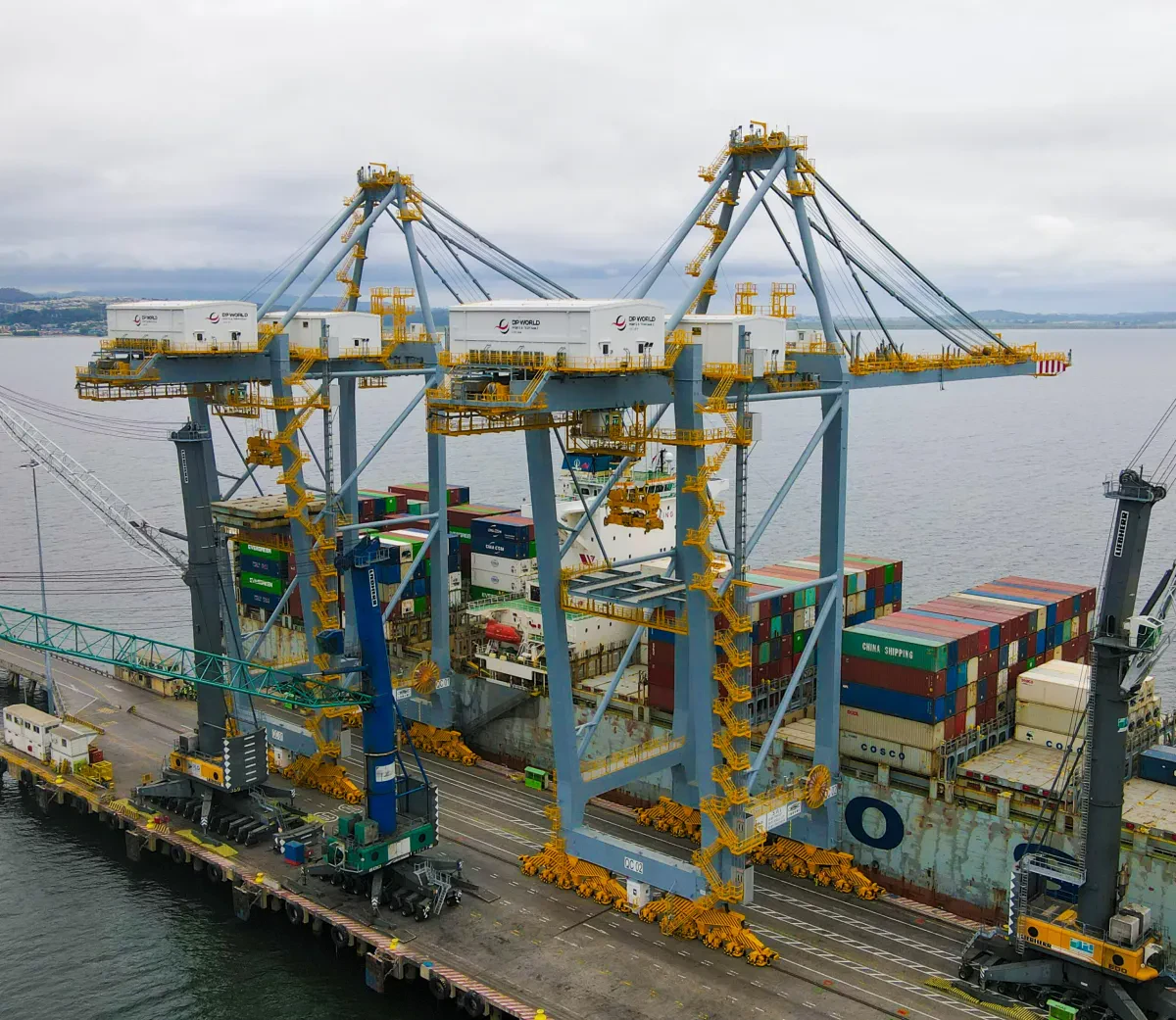 DP World inaugurates two Super Post Panamax cranes at Lirquén terminal
