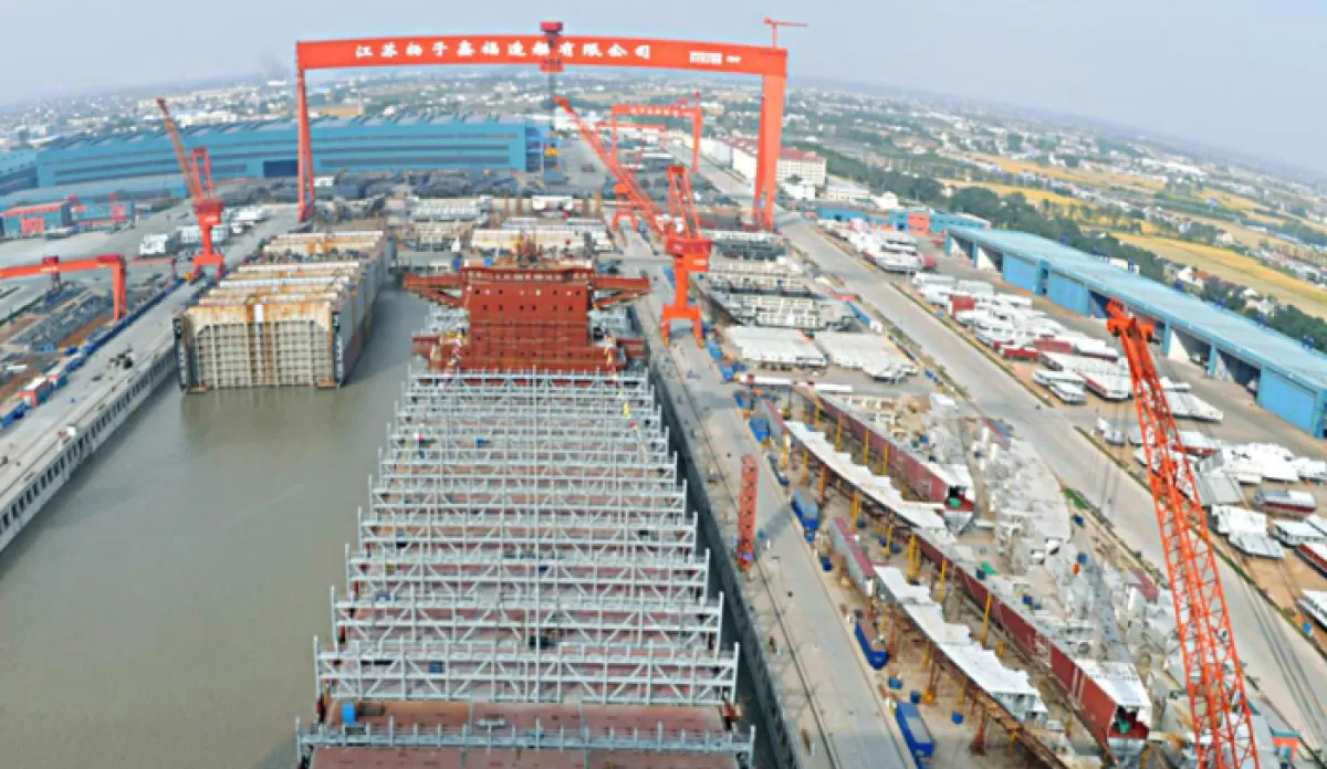 Yangzijiang Shipbuilding delivers 12,000 TEU boxship to Seaspan