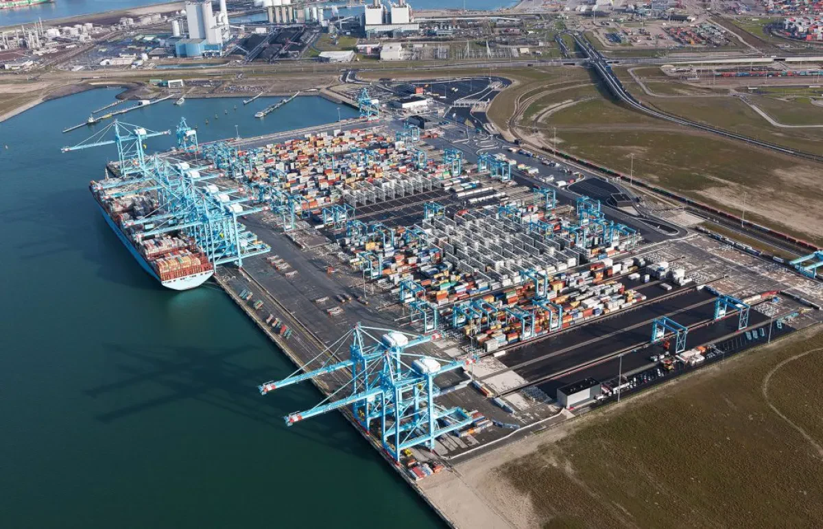CLA negotiations underway at APM Terminals Maasvlakte II, operations affected by industrial action