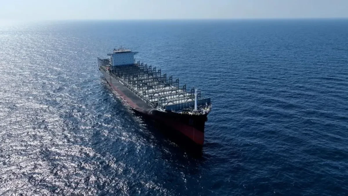 SWS hands over two eco-friendly 7,000 TEU boxships to X-Press Feeders