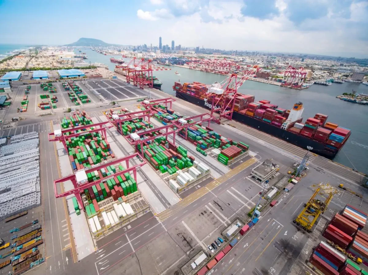 Kaohsiung to deepen HMM’s terminals to accommodate giant ships