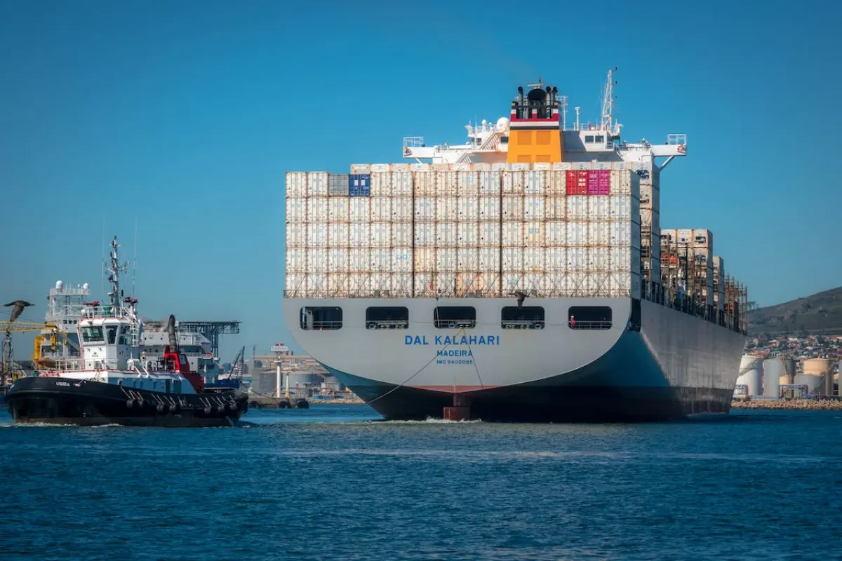 Flood of mega-newbuilds a real challenge for carrier fleet managers