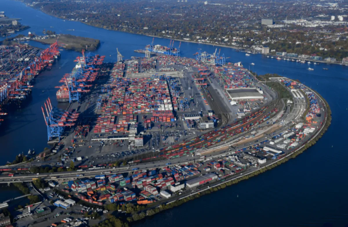 Freight rates up on long-haul lanes as capacity withdrawn