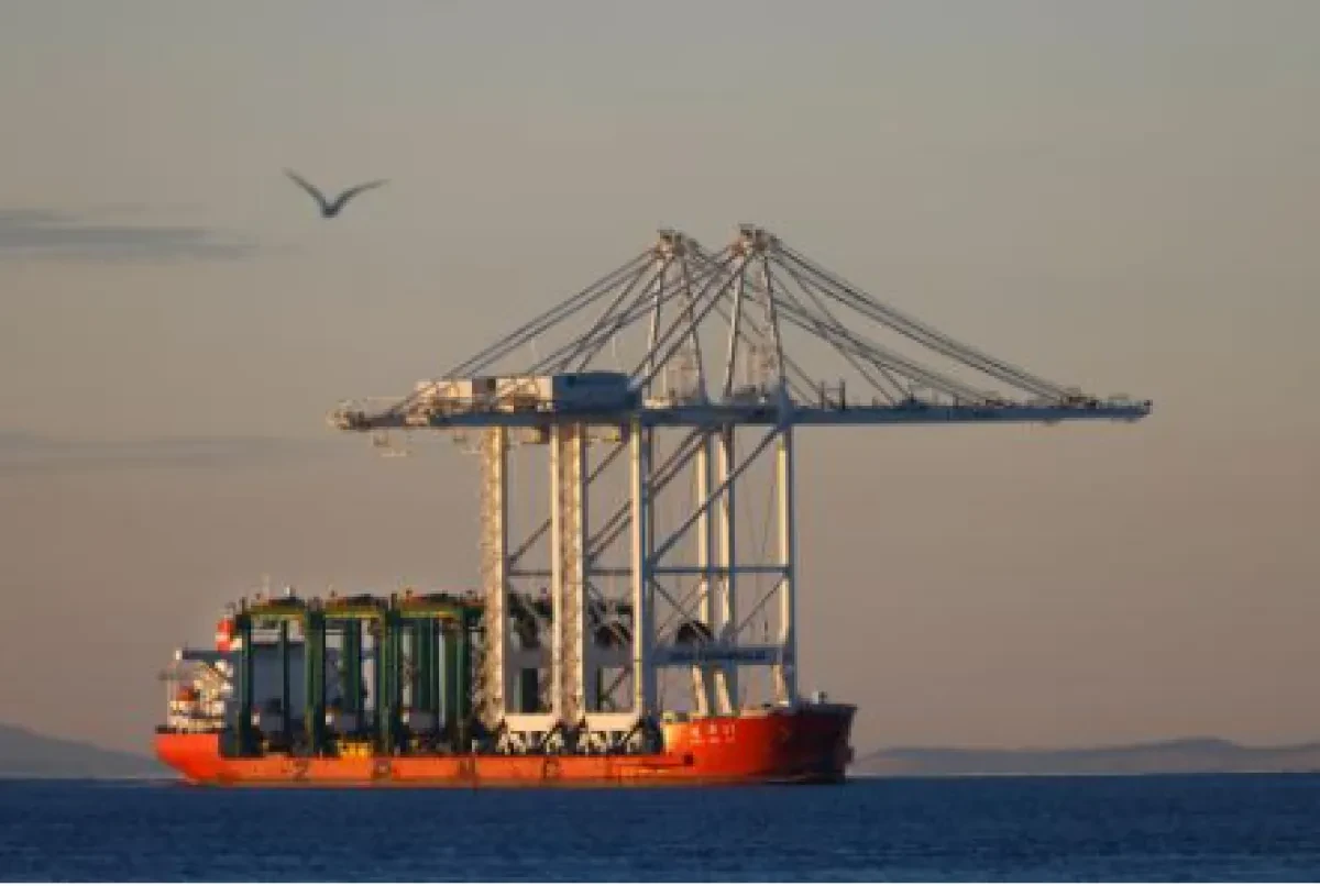 SSAT Terminals, LLC Brings Two Additional Super Post-Panamax Cranes to Seattle’s Terminal 5