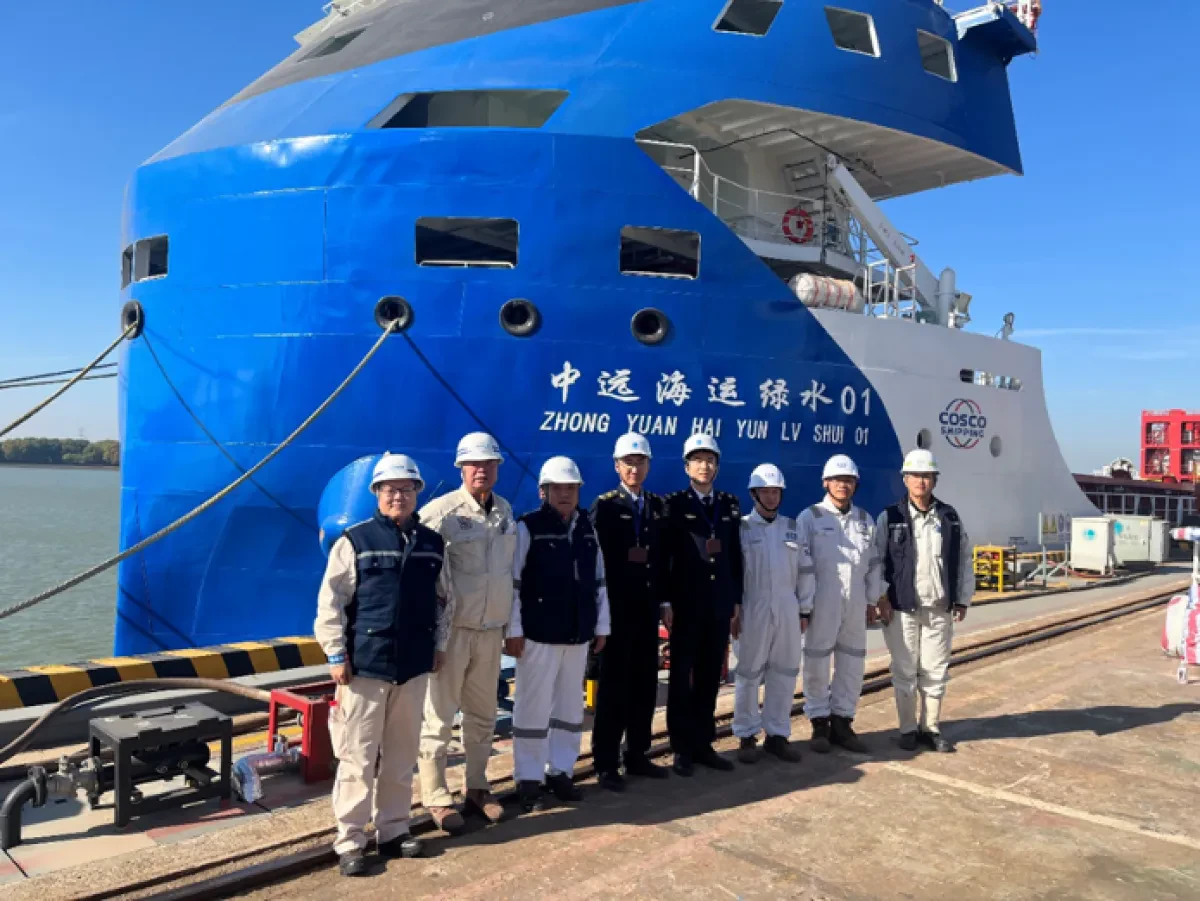 ‘World’s first’ 700 TEU pure battery-powered containerships are here