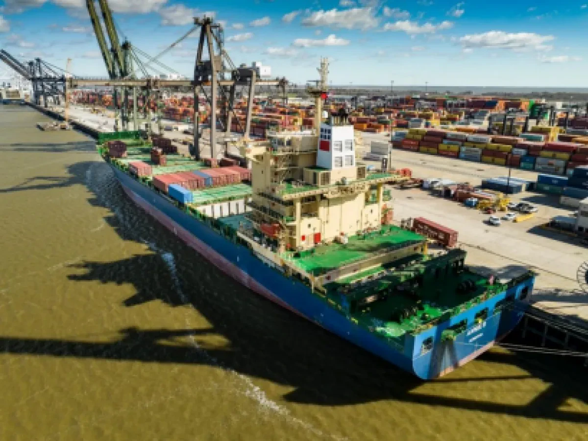 Port Houston Welcomes New Service ZIM Shipping Company’s Gulf Toucan calls Barbours Cut