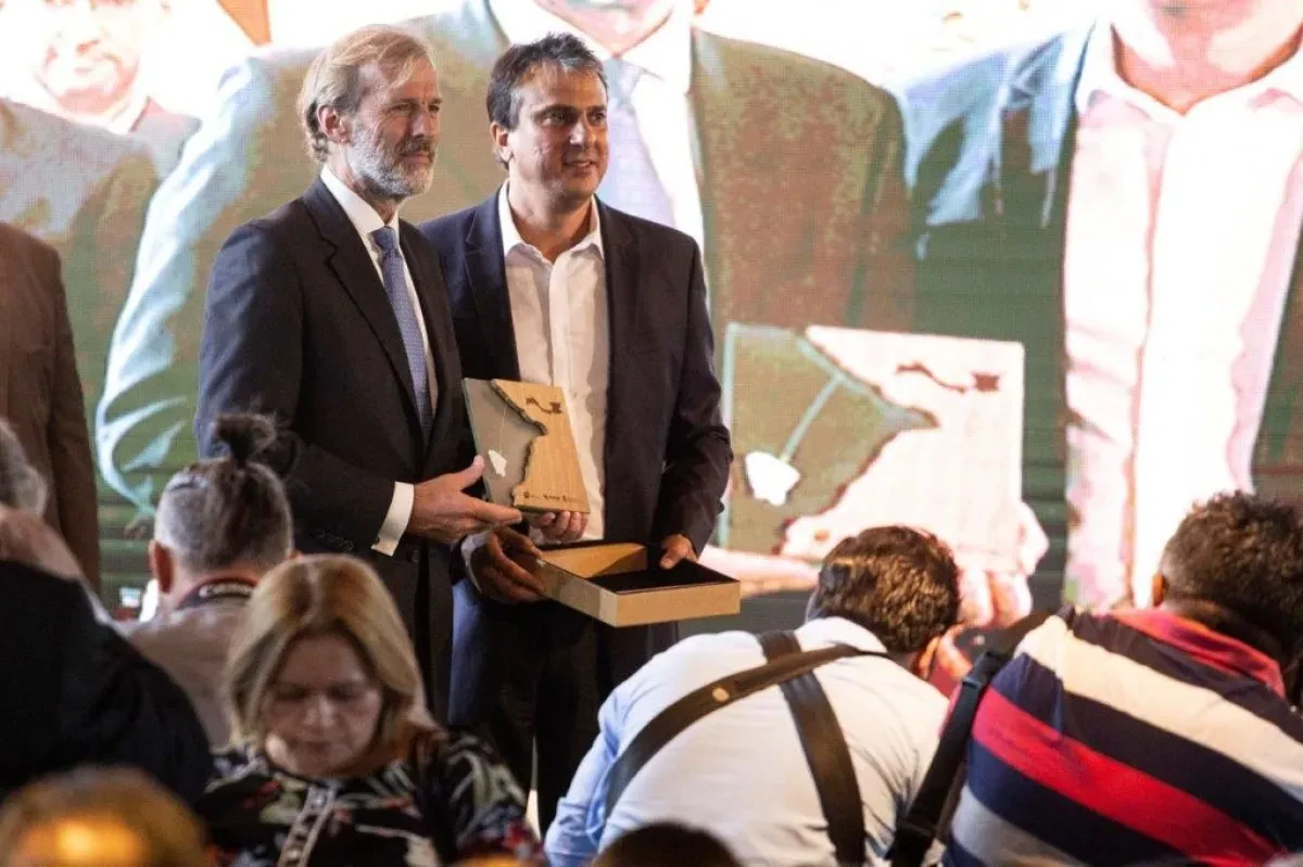 Port of Rotterdam Authority signs investment agreement for participation in Port of Pecém