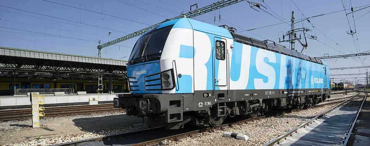 HHLA acquires interest in Austrian intermodal service provider Roland Spedition GmbH