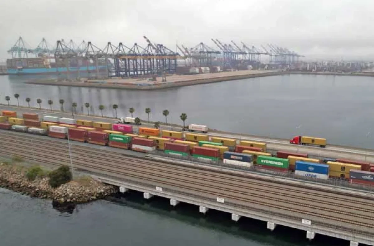 Port of Los Angeles Completes $73 Million On-Dock Rail Expansion Project on Pier 400