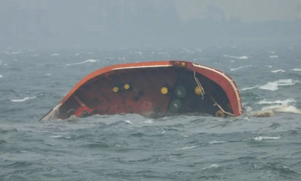 The Philippines ‘racing against time’ to avert nation’s worst oil spill