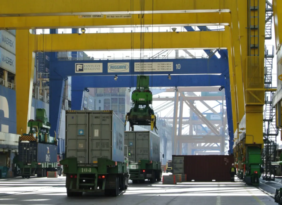 Valenciaport handled in July 461,121 containers