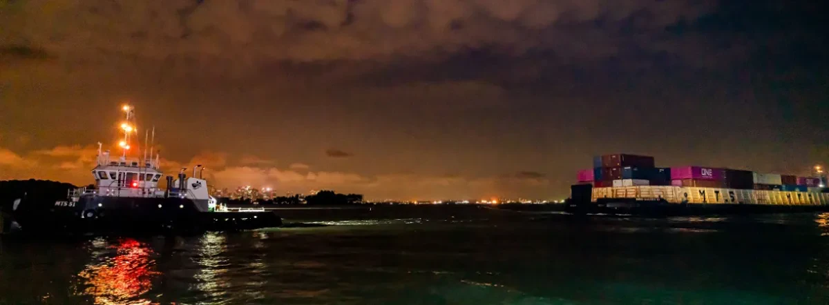 MPA to Permit Night Movement of Line-Towed Container Barges at Pasir Panjang Terminal