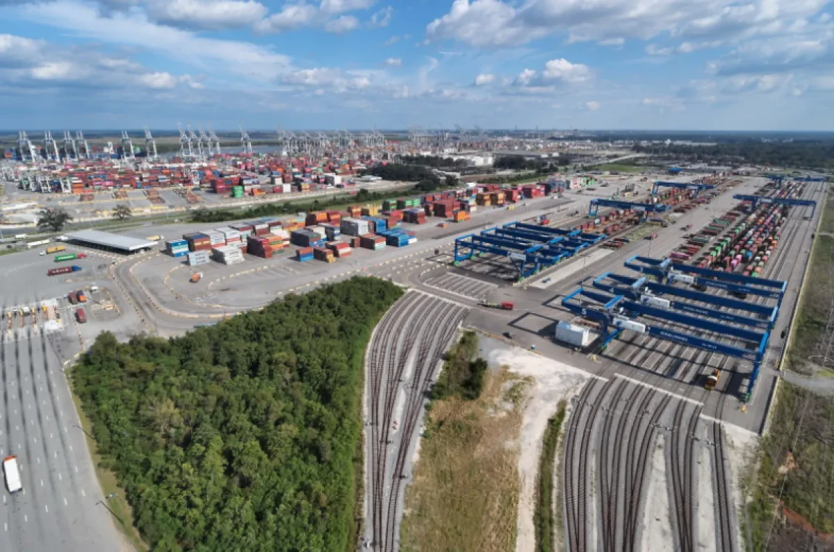 Savannah container volumes up 10 percent in October