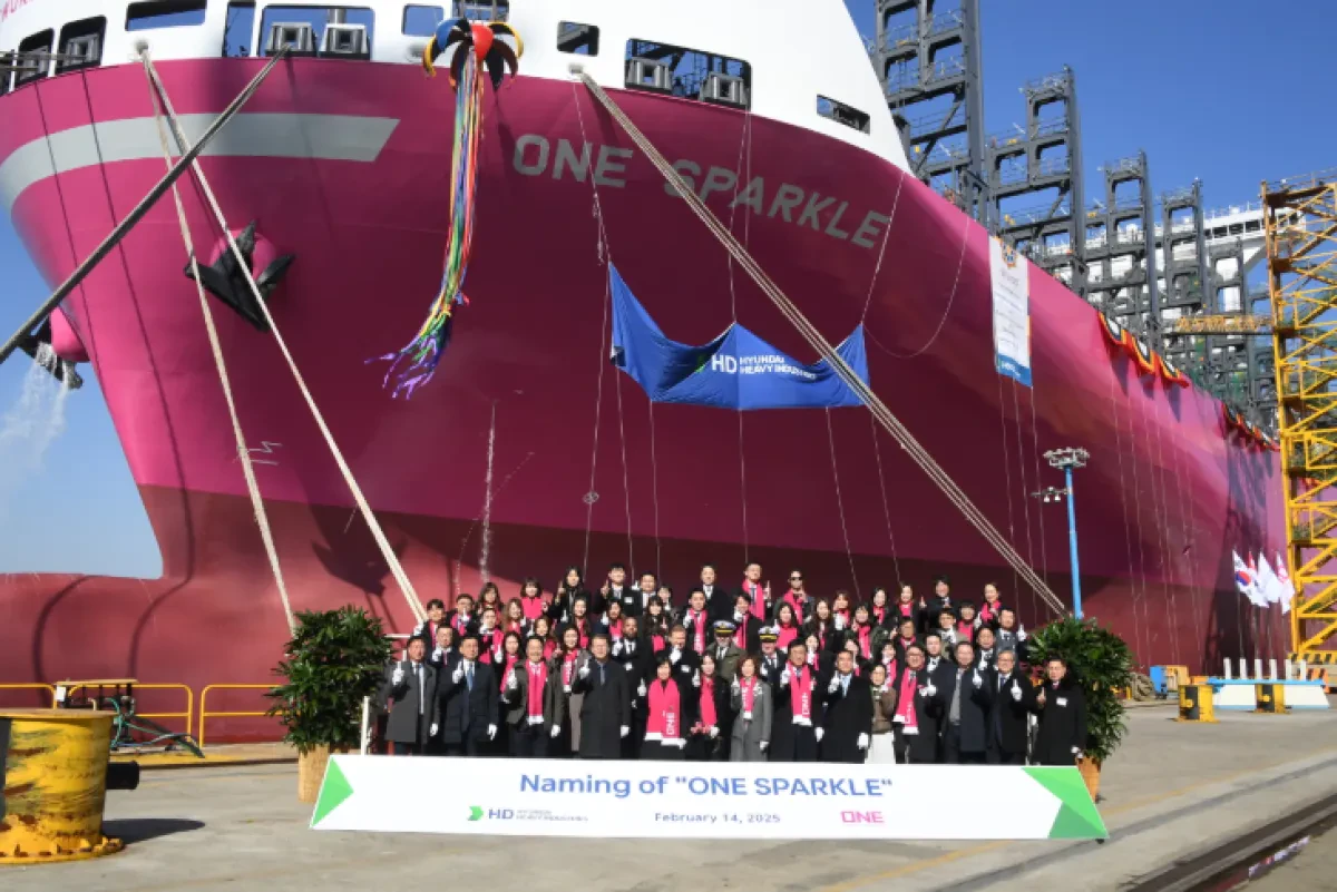 ONE Marks Significant Milestone With Naming of First Owned Newbuilding Vessel “One Sparkle”