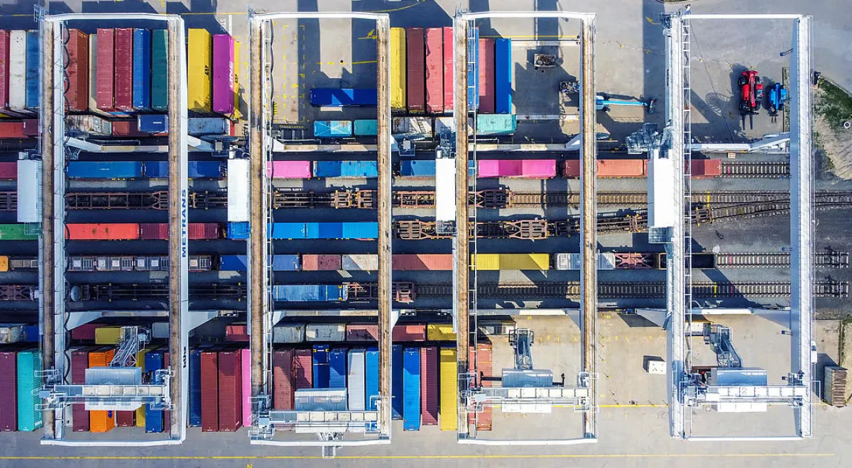 HHLA closes 2024 financial year with positive growth in revenue and earnings