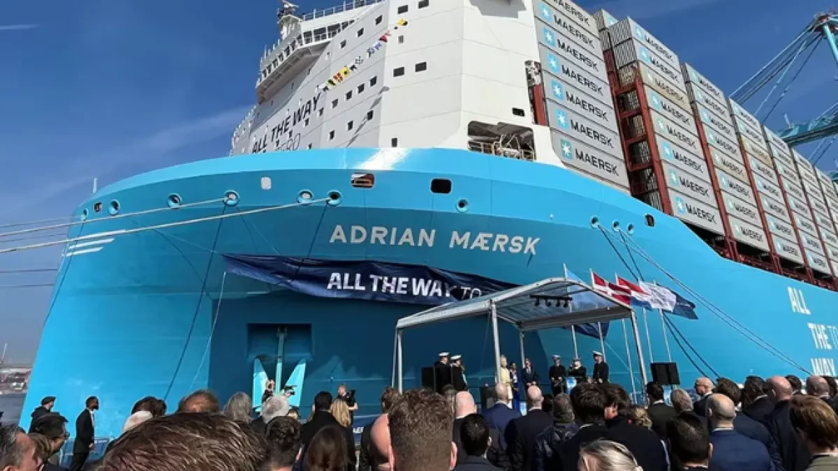 Maersk names dual-fuel methanol vessel “Adrian Mærsk” at its flagship terminal Maasvlakte II in Rotterdam