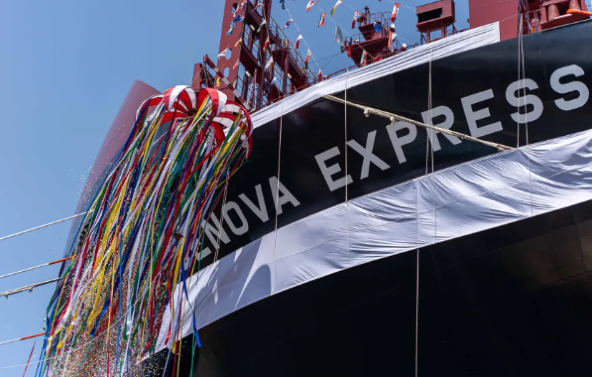 Hapag-Lloyd welcomes another ‘Hamburg Express’ class containership to its fleet