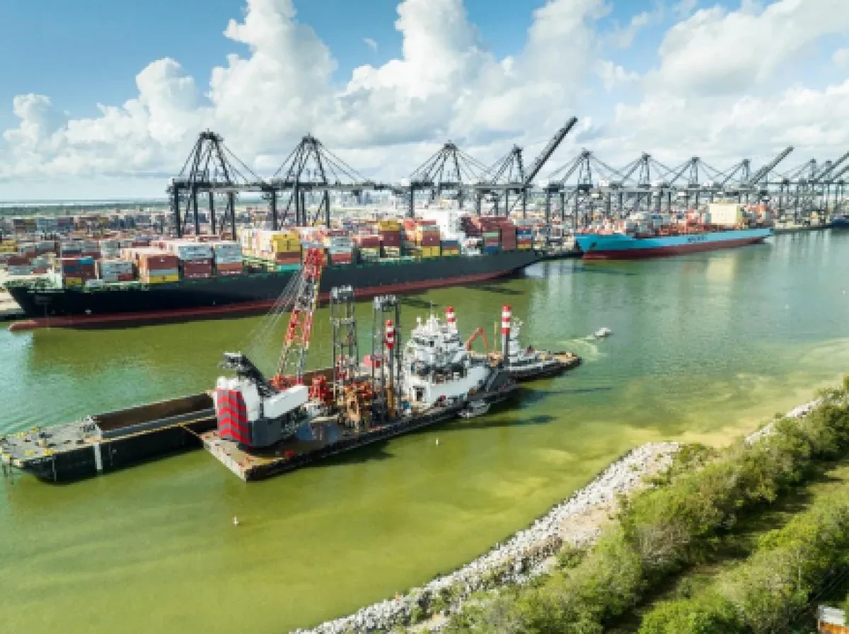 Port Houston Celebrates Funding of Project 11