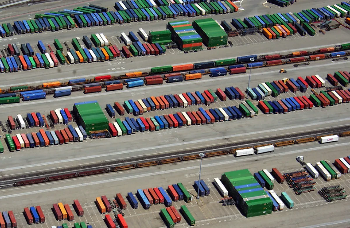 Port of Oakland Moves 182,879 TEUs in October as Loaded Cargo Remains Strong