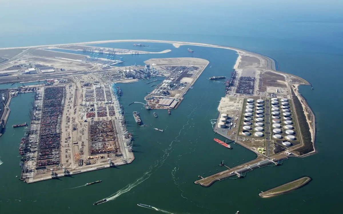 Freight throughput in Rotterdam grows by 7.3%