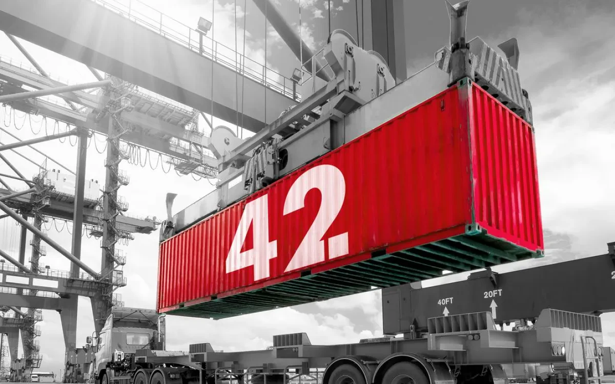 Port of Rotterdam: Hyper-Smart Container to Begin Round the World Trip