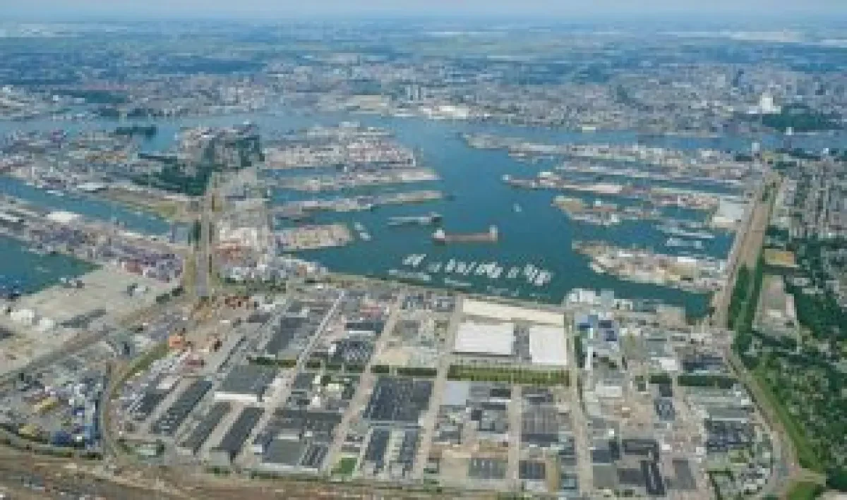 Panama Canal, Rotterdam Port to Promote International Trade