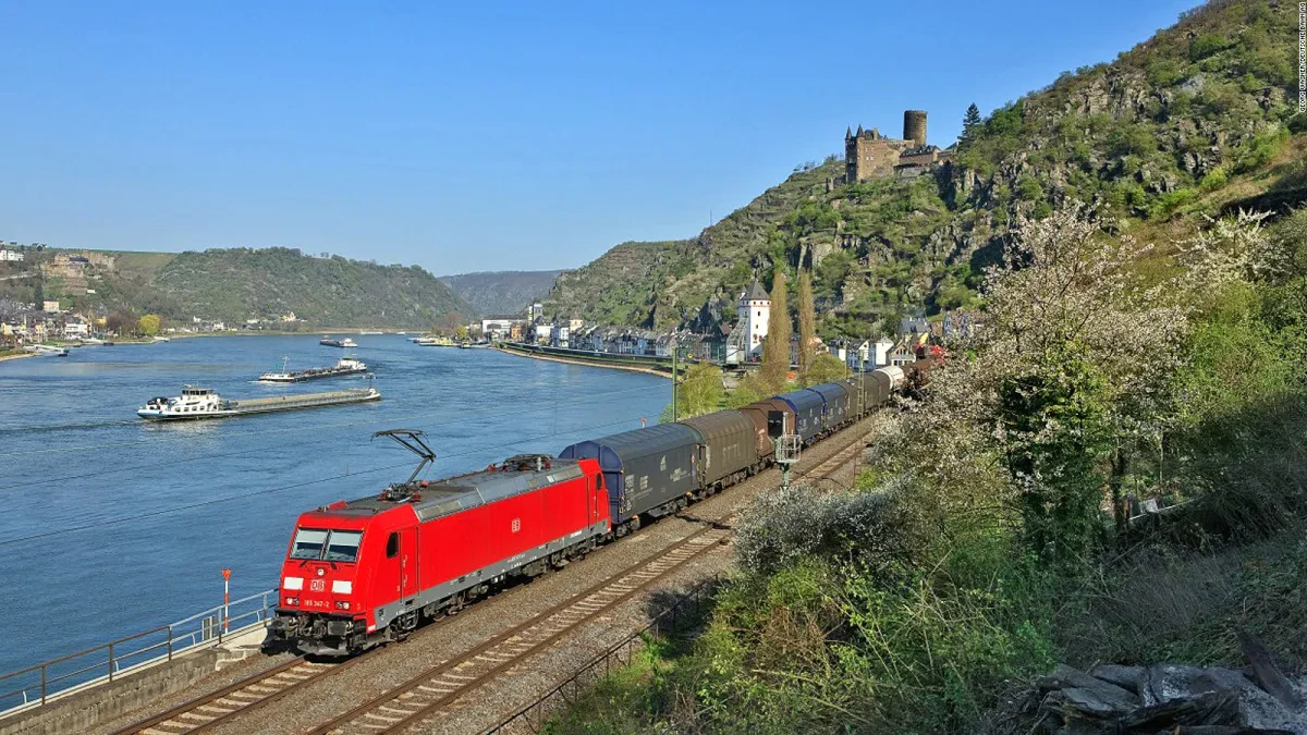 CMA CGM launches RHINE VALLEY RAIL, a new train service connecting the Port of Rotterdam with the German hinterland