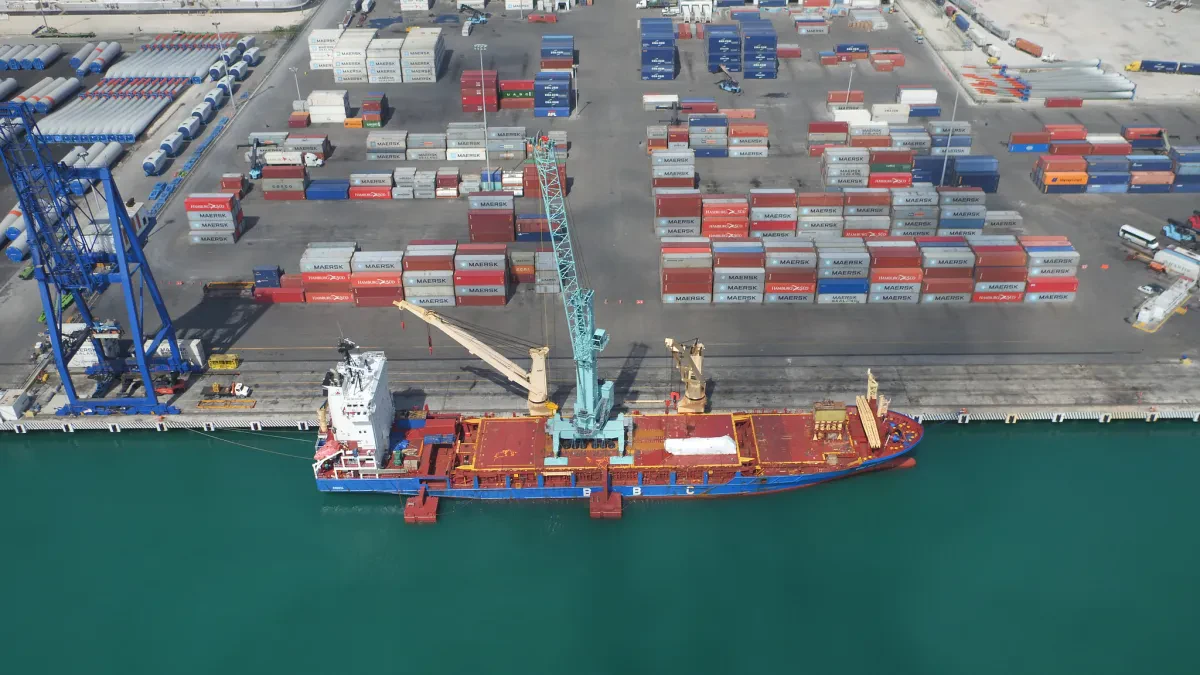 New US$4m mobile harbour crane for Port of Progreso