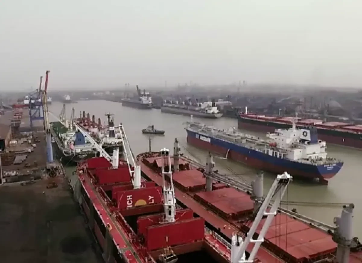 Workers at Haldia Port Suspend Dry Bulk Ops after COVID-19 Case