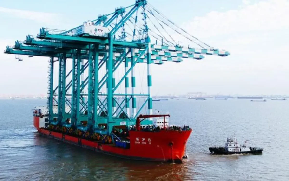 ZPMC sends more STS cranes to Tanjung Pelepas
