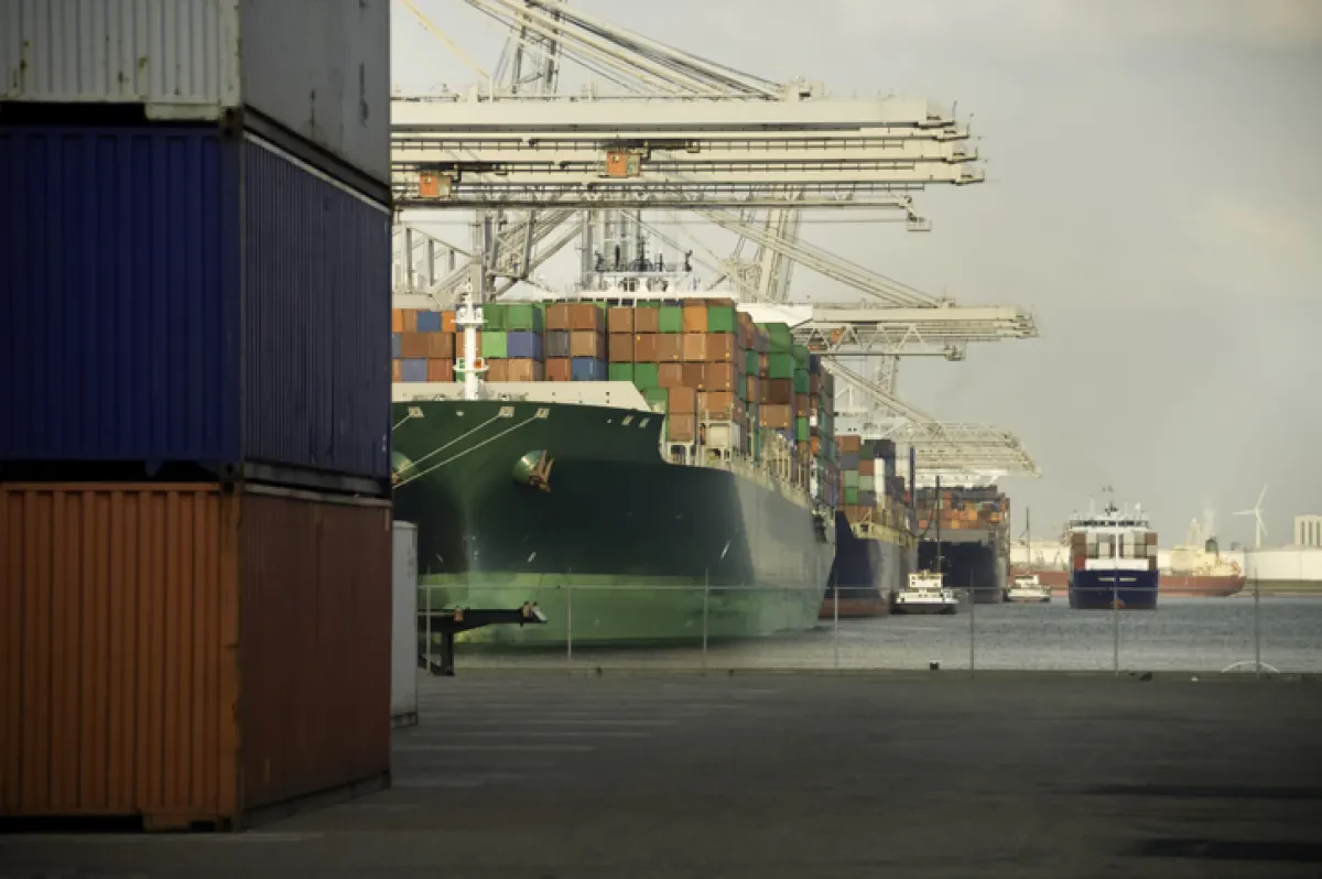 Port of Rotterdam Authority to deepen port basin