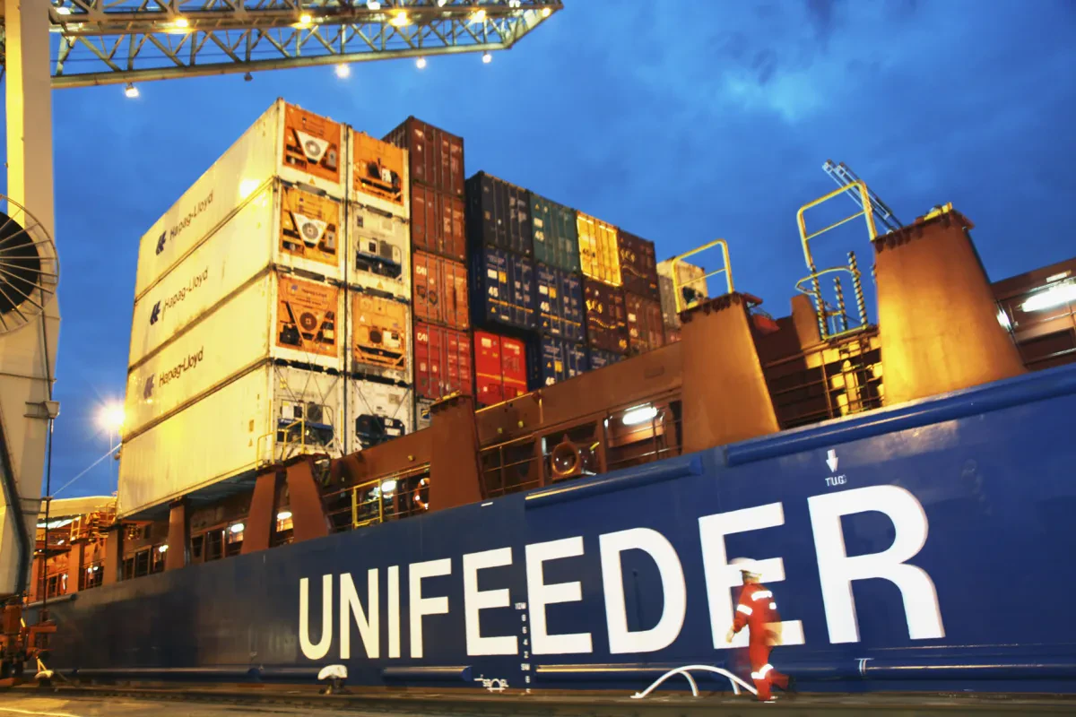 The world’s first shortsea container vessel with LNG is operated by Unifeeder