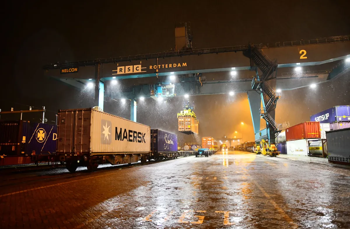 Maersk despatches first train from Rotterdam to China