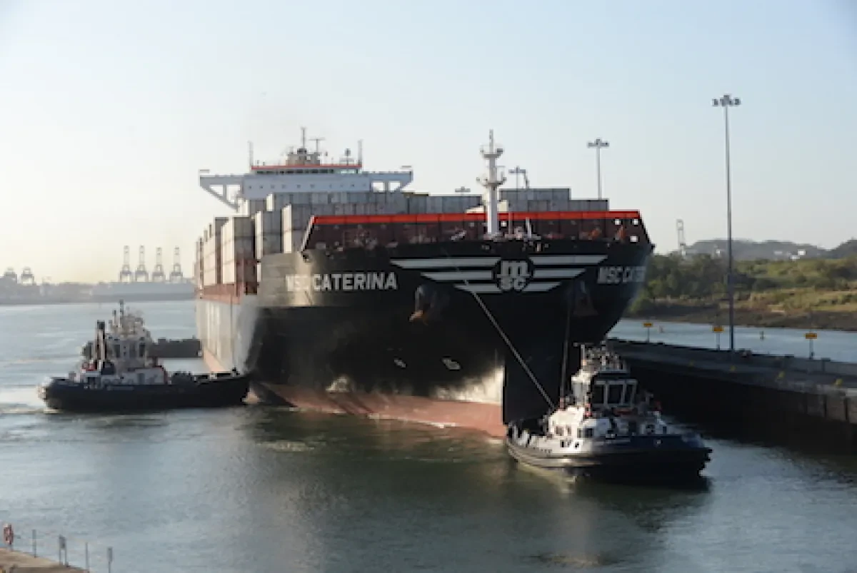 Video: 3,000th Neopanamax Transits New Panama Locks