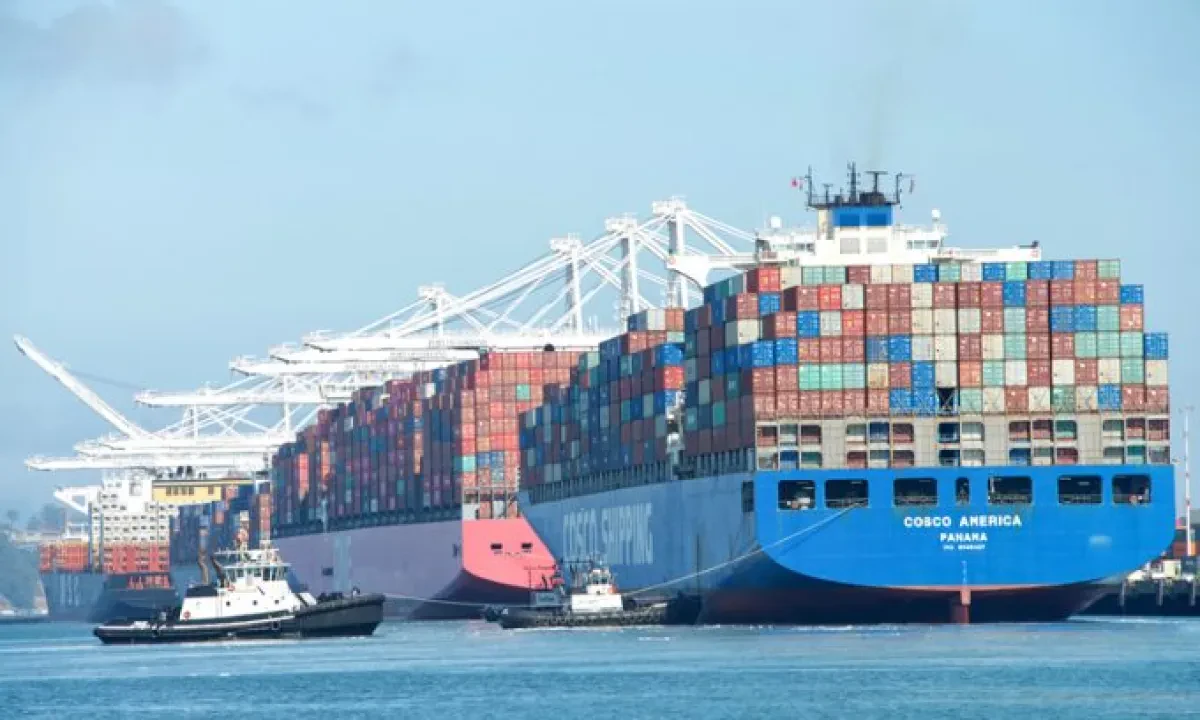 US import boom hits new heights, with ships queueing to enter congested ports