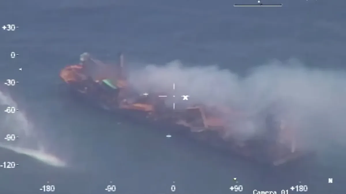 ‘Grey sheen’ appears from the wreck of X-Press Pearl with salvage unlikely until September