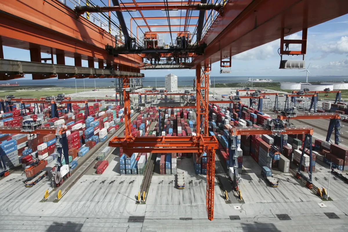 Port of Rotterdam quarterly result: growth in container throughput continues in first quarter