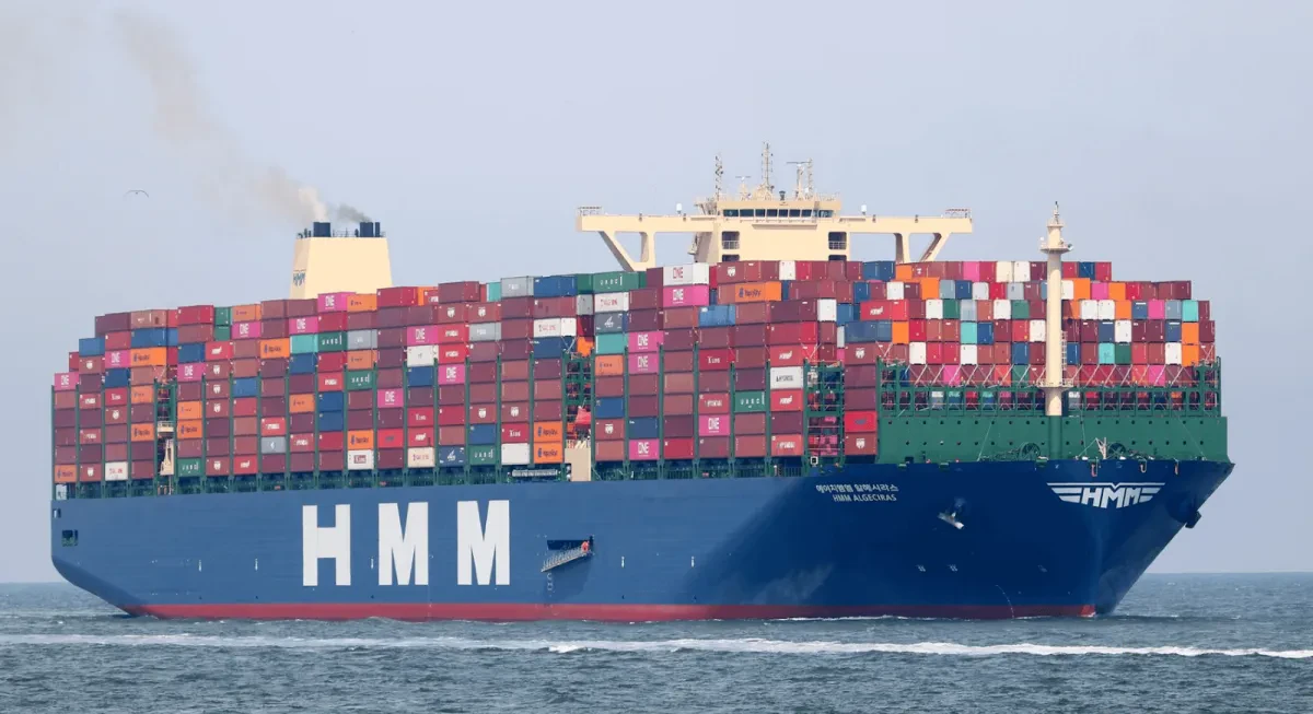 Algeciras port welcomes one of the world’s largest container ships