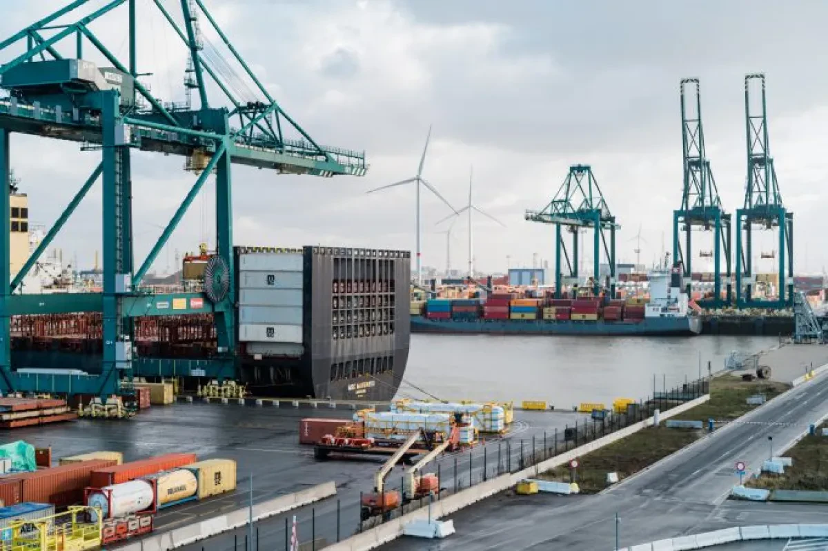 ‘Super-port’ of Antwerp-Bruges lining up to be UK’s first call