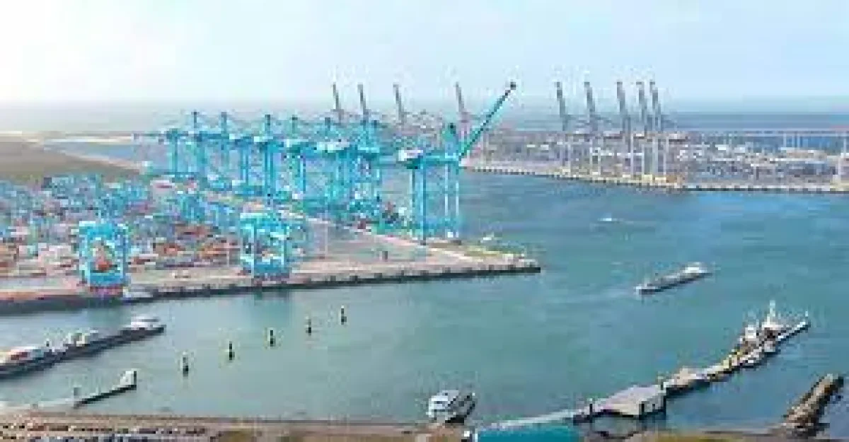 Port of Rotterdam expects container traffic to remain high in 2022
